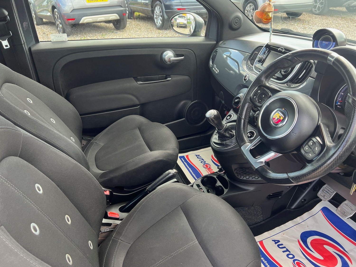 Used Abarth 595 2017 for sale - 76988710: Photo 2