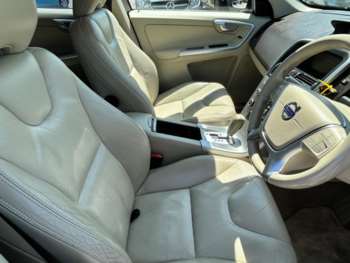 Used Volvo XC60 2010 for sale - 74944794: Photo
