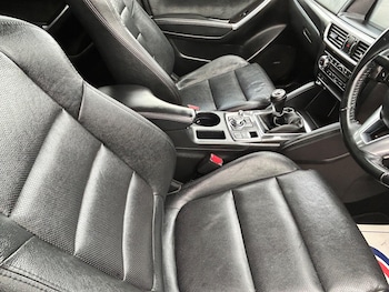 Used Mazda CX-5 2017 for sale - 76200114: Photo