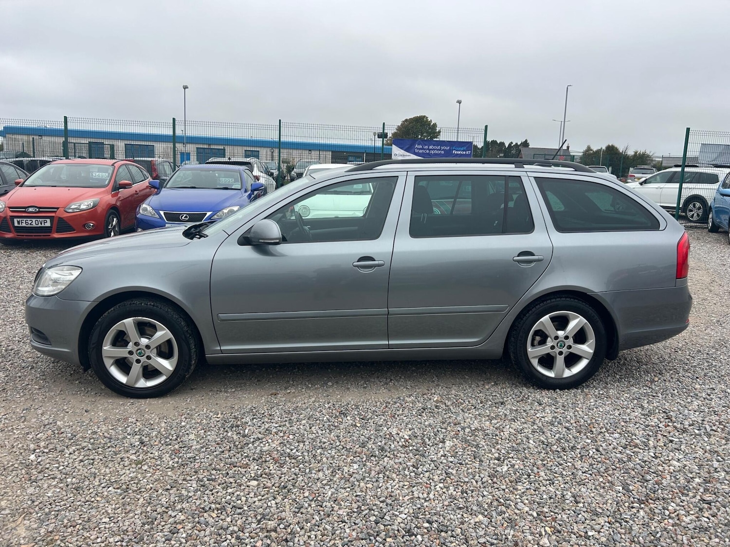Used Skoda Octavia 2011 for sale - 76701848: Photo 11