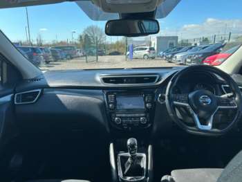Used Nissan Qashqai 2018 for sale - 74136051: Photo