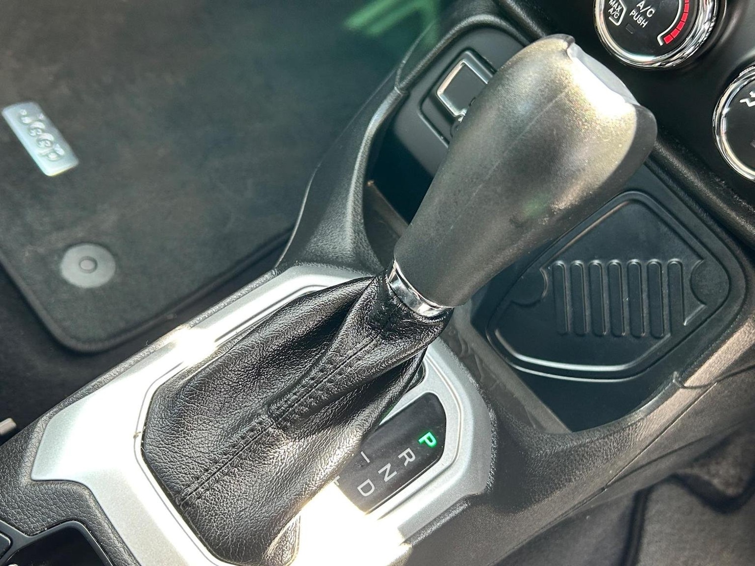 Used Jeep Renegade 2016 for sale - 77906462: Photo 5