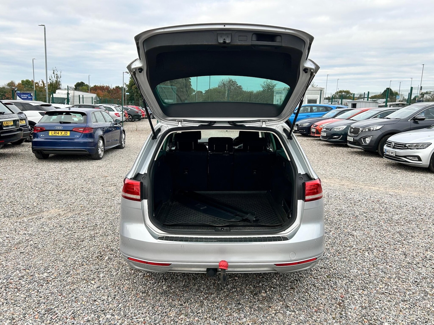 Used Volkswagen Passat 2017 for sale - 76282787: Photo 16