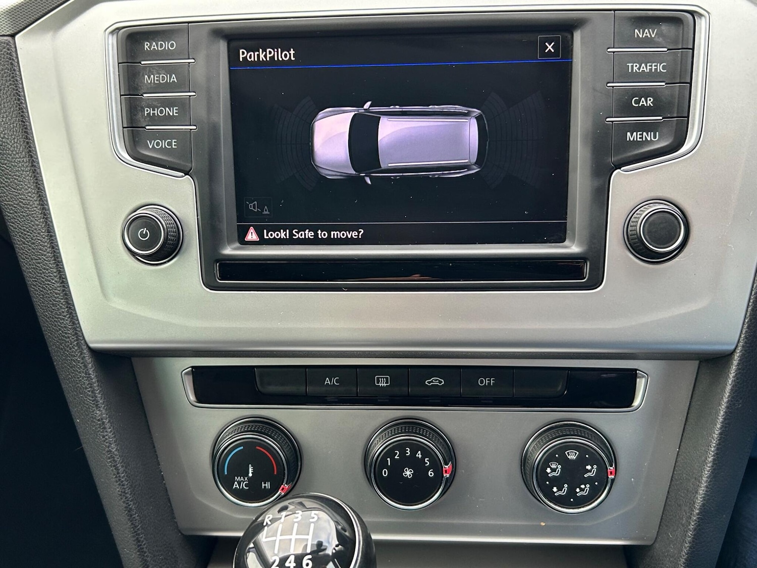 Used Volkswagen Passat 2017 for sale - 76282787: Photo 6