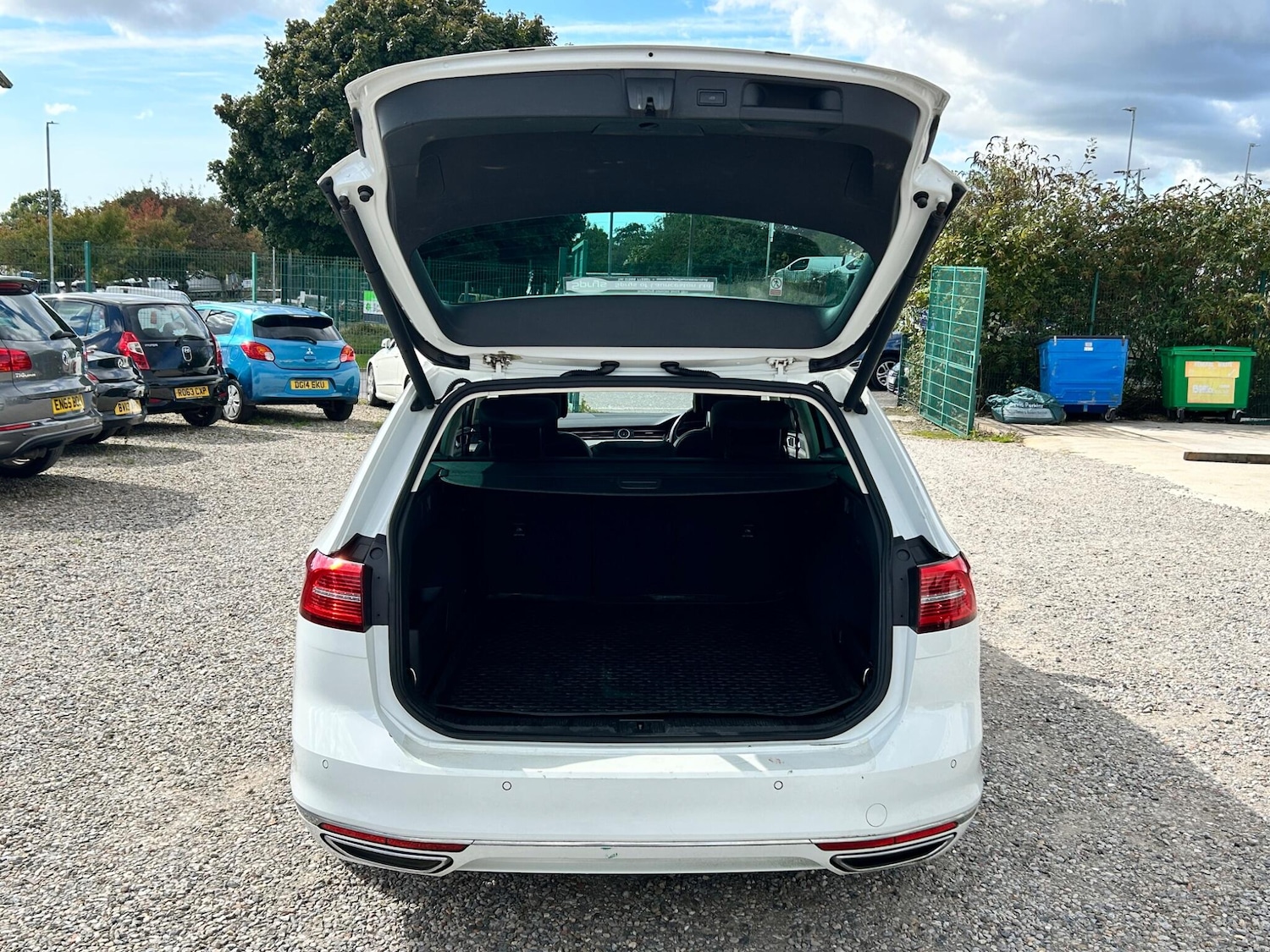 Used Volkswagen Passat 2015 for sale - 76059335: Photo 17