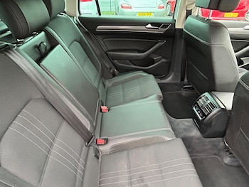 Used Volkswagen Passat 2016 for sale - 76988987: Photo