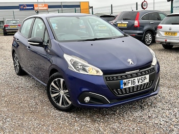 Used Peugeot 208 2016 for sale - 76408955: Photo
