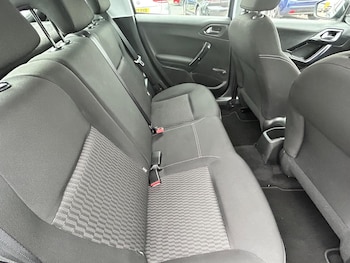 Used Peugeot 208 2016 for sale - 76408955: Photo