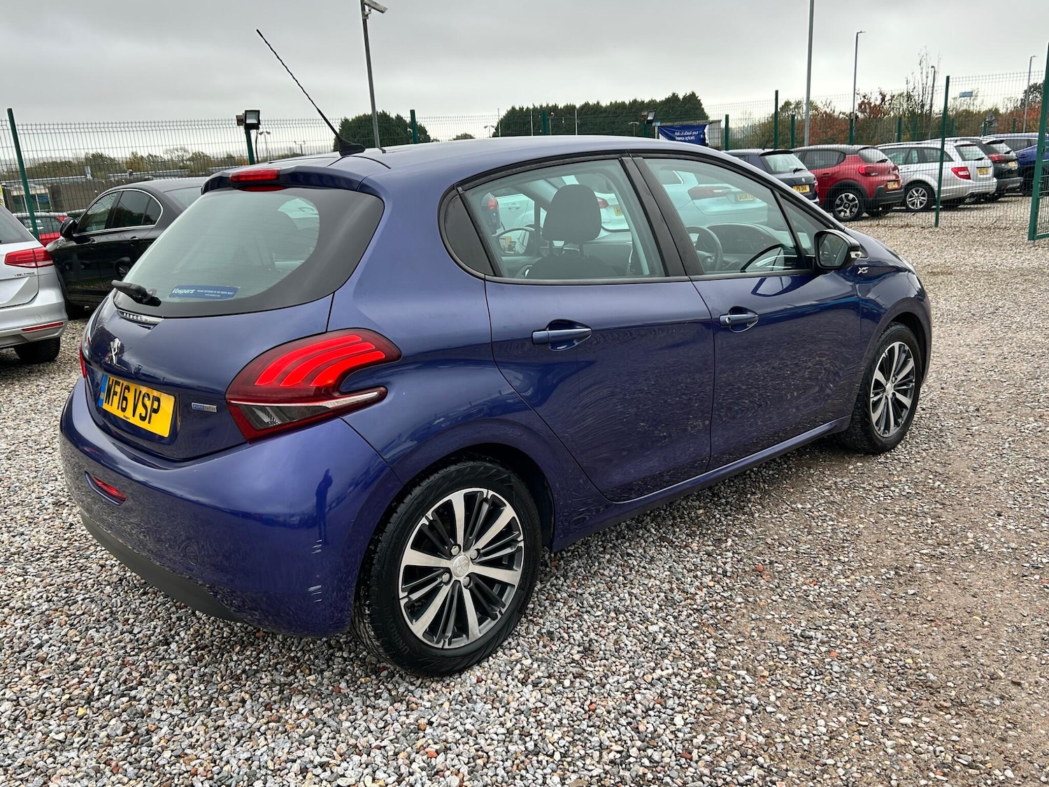 Used Peugeot 208 2016 for sale - 76408955: Photo 9