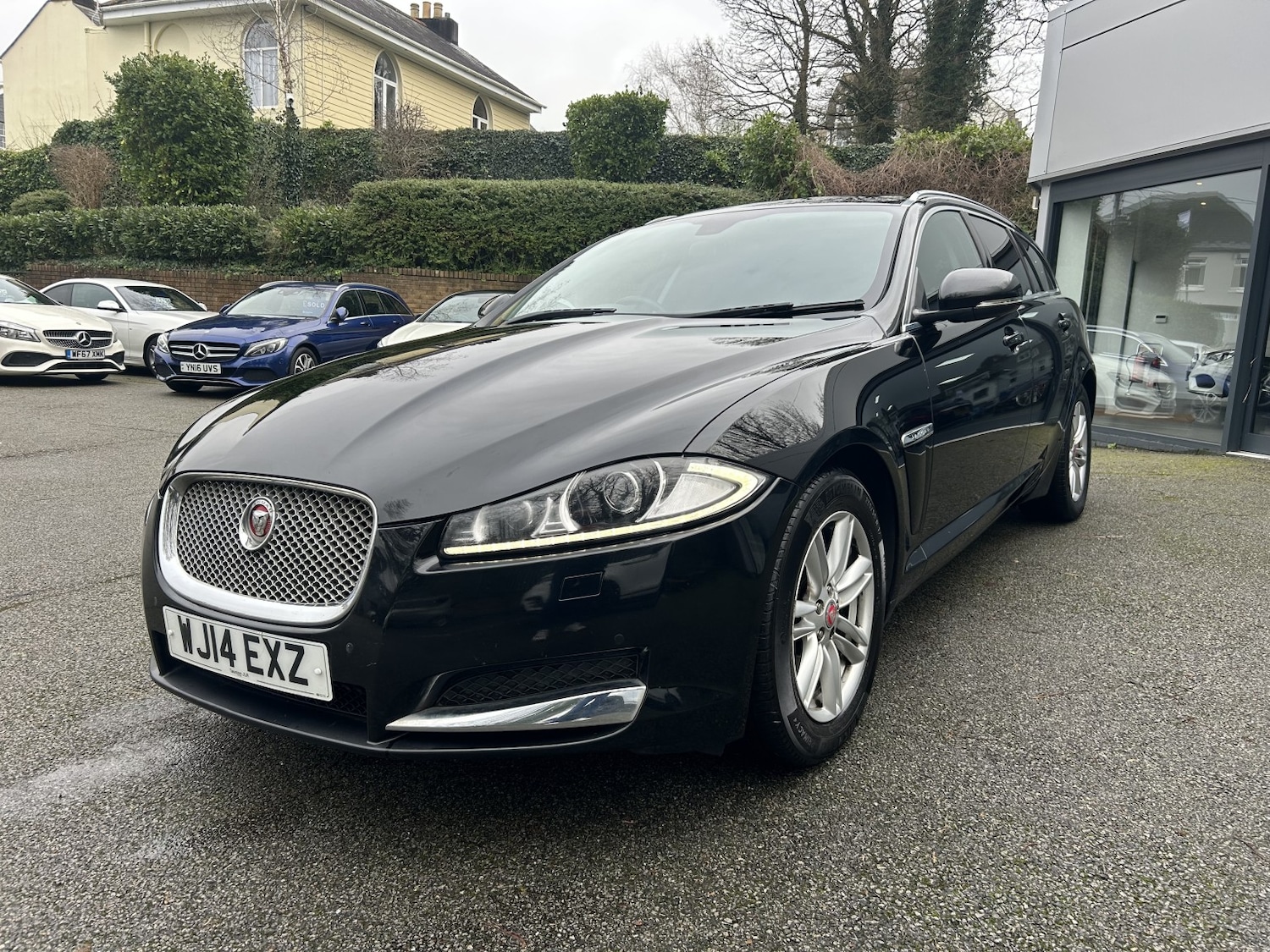 Used Jaguar XF 2014 for sale - 77516219: Photo 12
