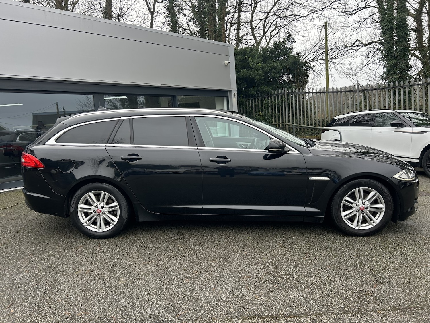 Used Jaguar XF 2014 for sale - 77516219: Photo 7