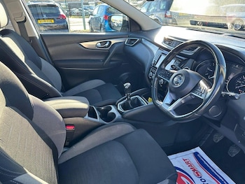 Used Nissan Qashqai 2017 for sale - 77516218: Photo