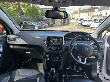 Used Peugeot 2008 2015 for sale - 78070517: Photo