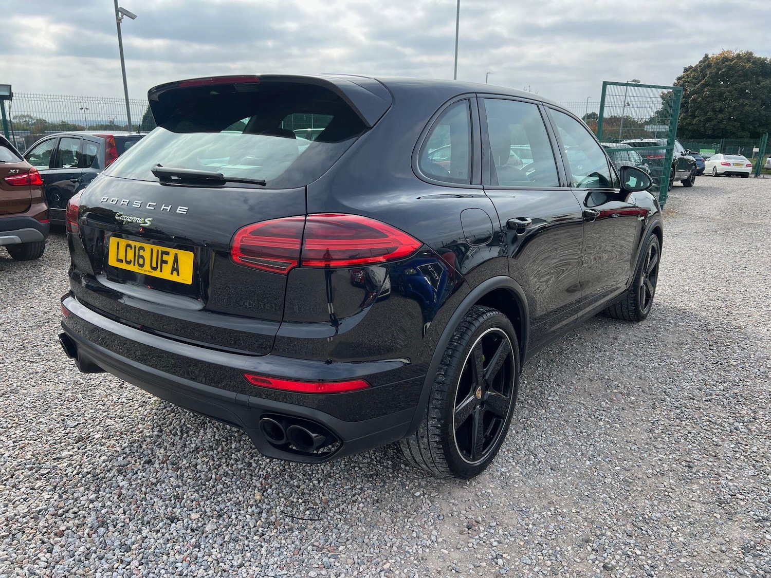 Used Porsche Cayenne 2016 for sale - 76246631: Photo 11