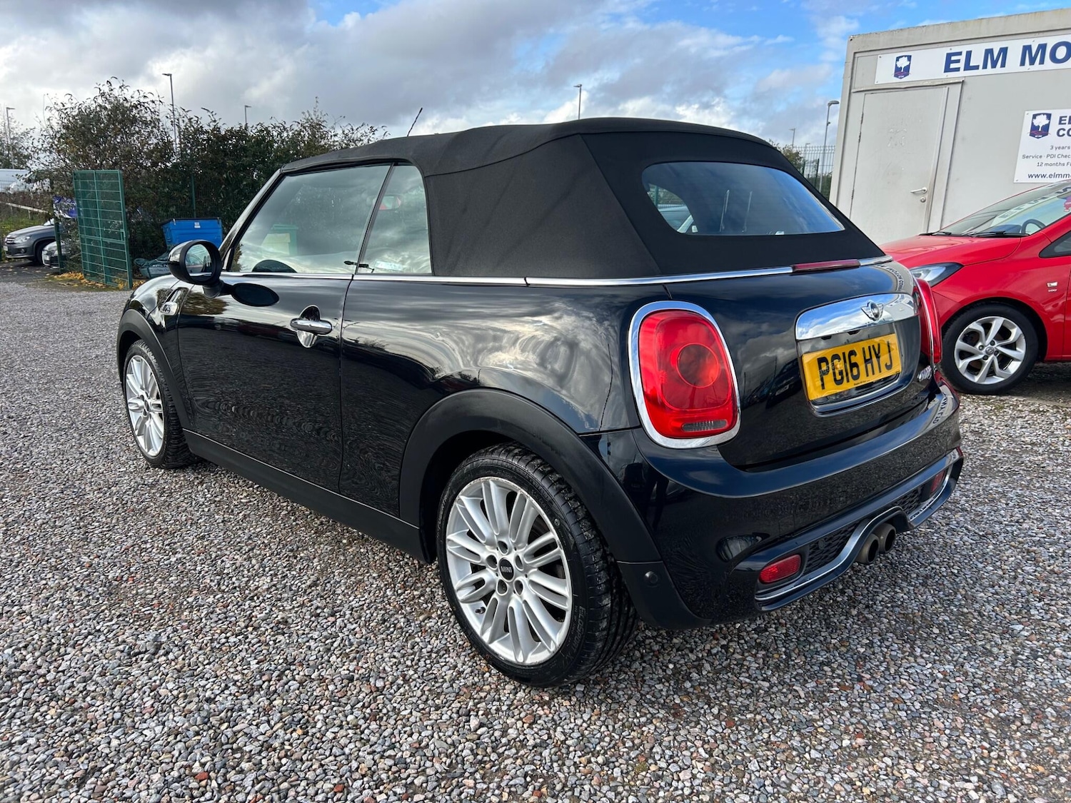 Used MINI Convertible 2016 for sale - 76361313: Photo 9