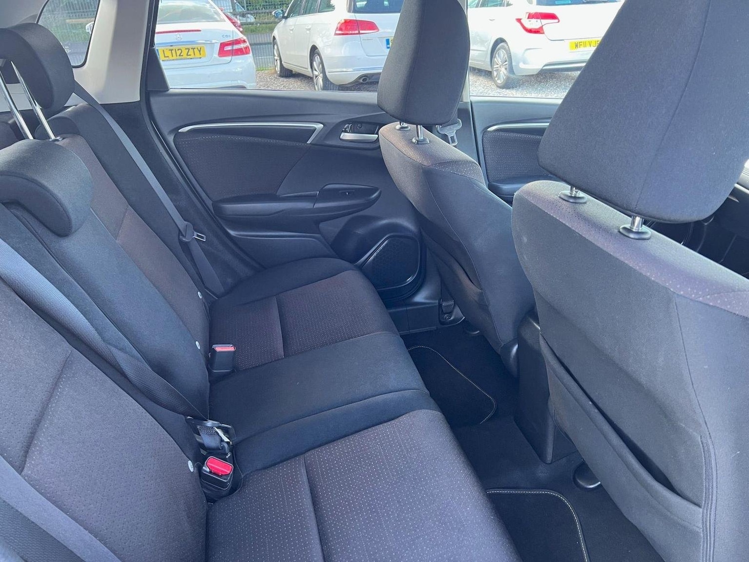 Used Honda Jazz 2017 for sale - 77516245: Photo 3