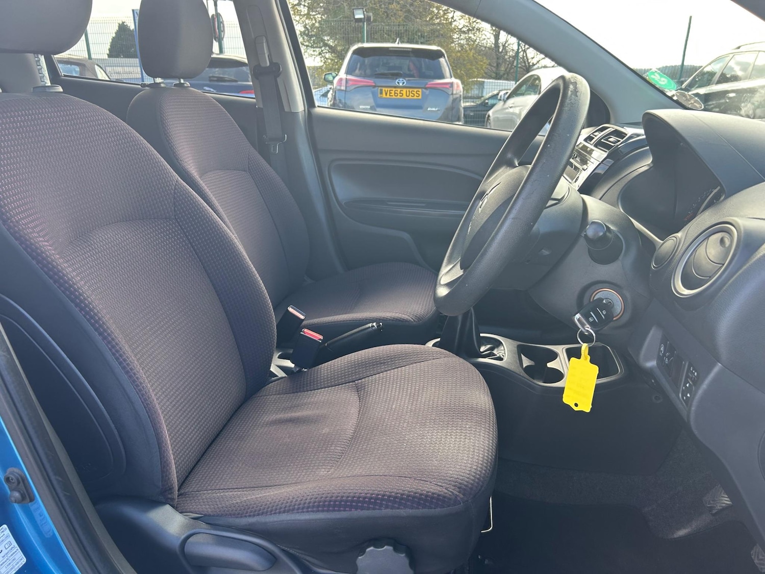 Used Mitsubishi Mirage 2014 for sale - 76996649: Photo 2