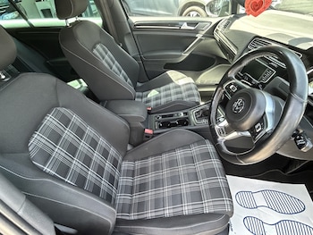 Used Volkswagen Golf 2015 for sale - 78950262: Photo