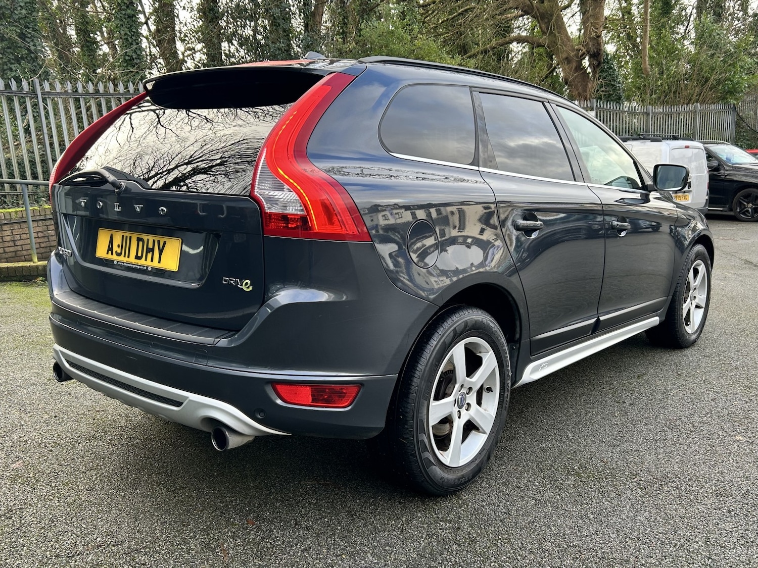 Used Volvo XC60 2011 for sale - 77516250: Photo 10