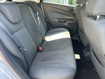Used Ford Fiesta 2010 for sale - 79130801: Photo