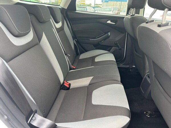 Used Ford Focus 2013 for sale - 76071675: Photo 3