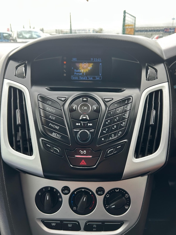 Used Ford Focus 2013 for sale - 76071675: Photo 5