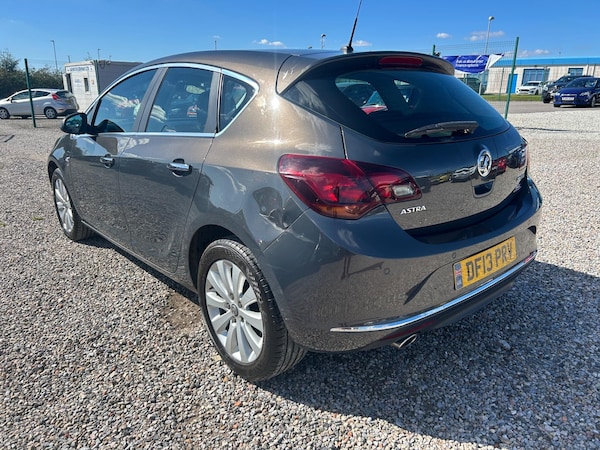 Used Vauxhall Astra 2013 for sale - 76200416: Photo 10