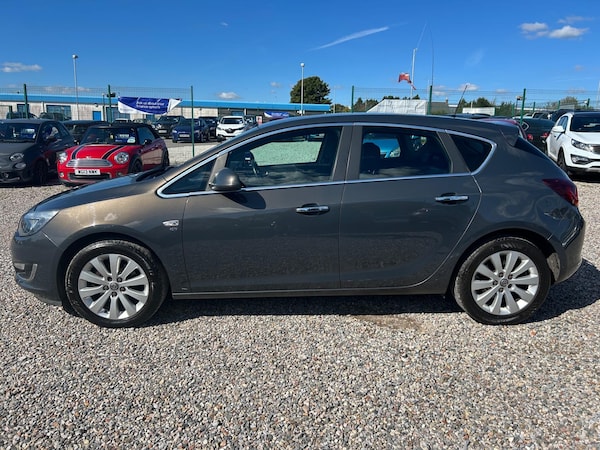 Used Vauxhall Astra 2013 for sale - 76200416: Photo 11