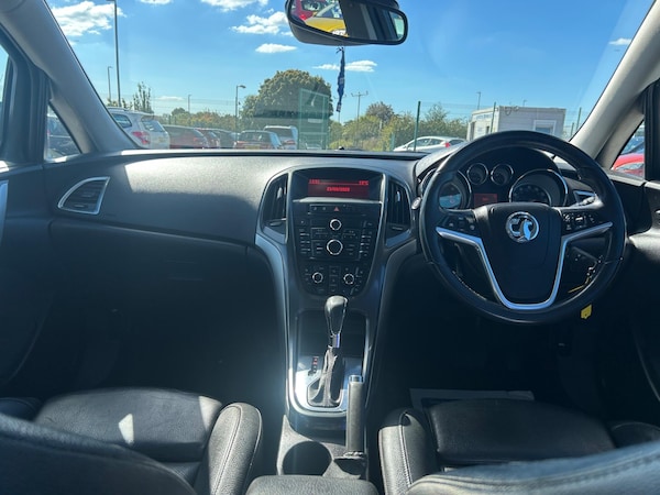 Used Vauxhall Astra 2013 for sale - 76200416: Photo 4