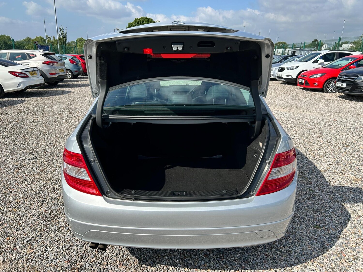 Used Mercedes-Benz C Class 2009 for sale - 76992730: Photo 16