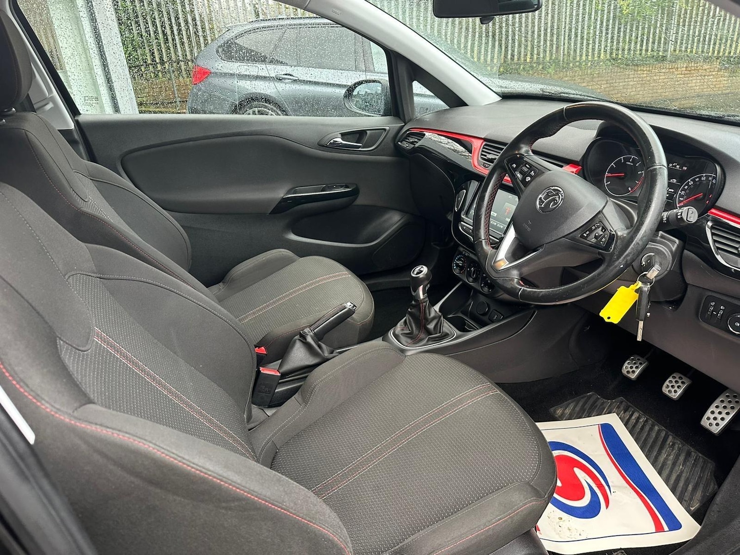 Used Vauxhall Corsa 2018 for sale - 77237546: Photo 2