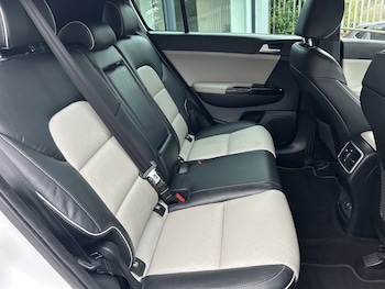 Used Kia Sportage 2016 for sale - 77715074: Photo