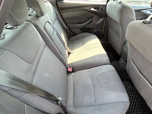 Used Ford Focus 2011 for sale - 75635159: Photo 3