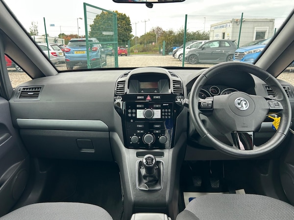 Used Vauxhall Zafira 2014 for sale - 76282777: Photo 4
