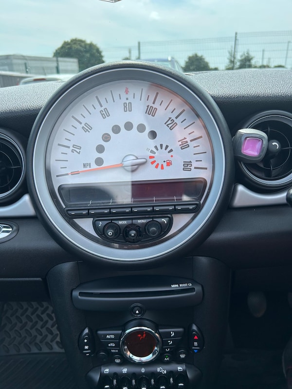 Used MINI Convertible 2013 for sale - 75280326: Photo 4