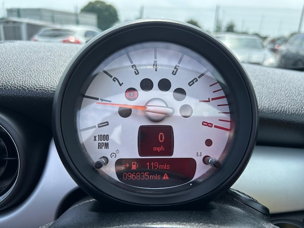 Used MINI Convertible 2013 for sale - 75280326: Photo 5