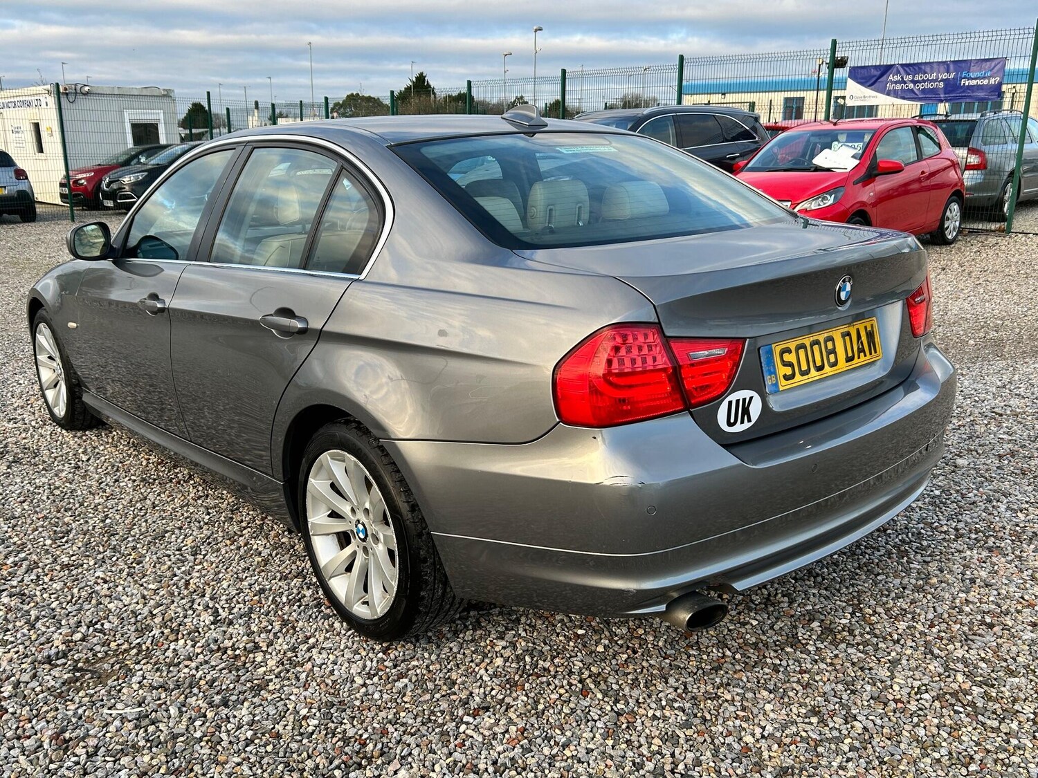 Used BMW 3 Series 2011 for sale - 77017059: Photo 10