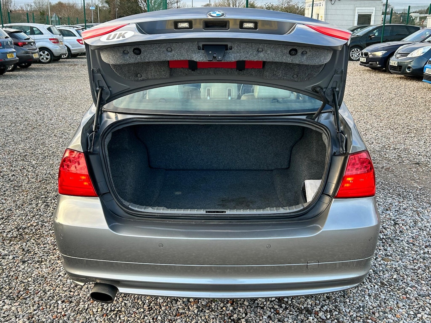 Used BMW 3 Series 2011 for sale - 77017059: Photo 15