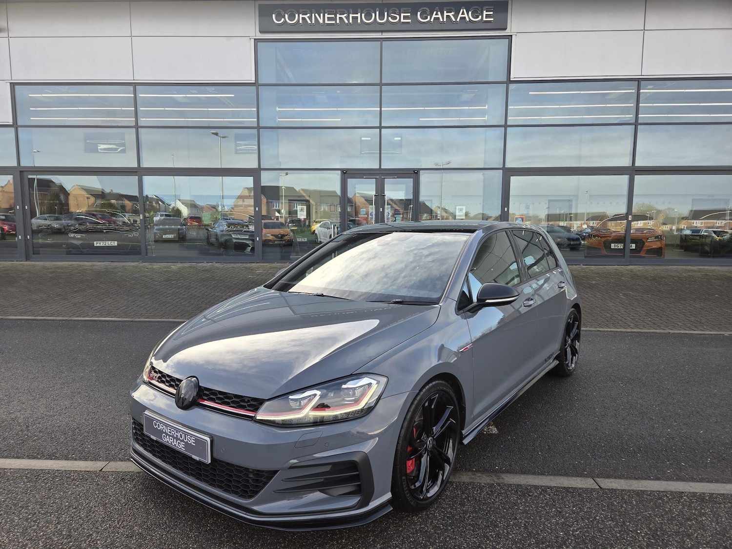 Used Volkswagen Golf 2020 for sale - 77427643: Photo 9