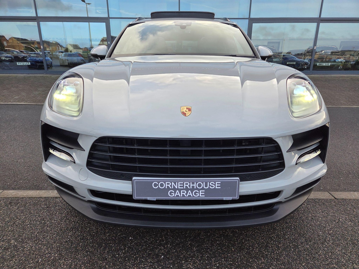 Used Porsche Macan 2019 for sale - 77427635: Photo 10