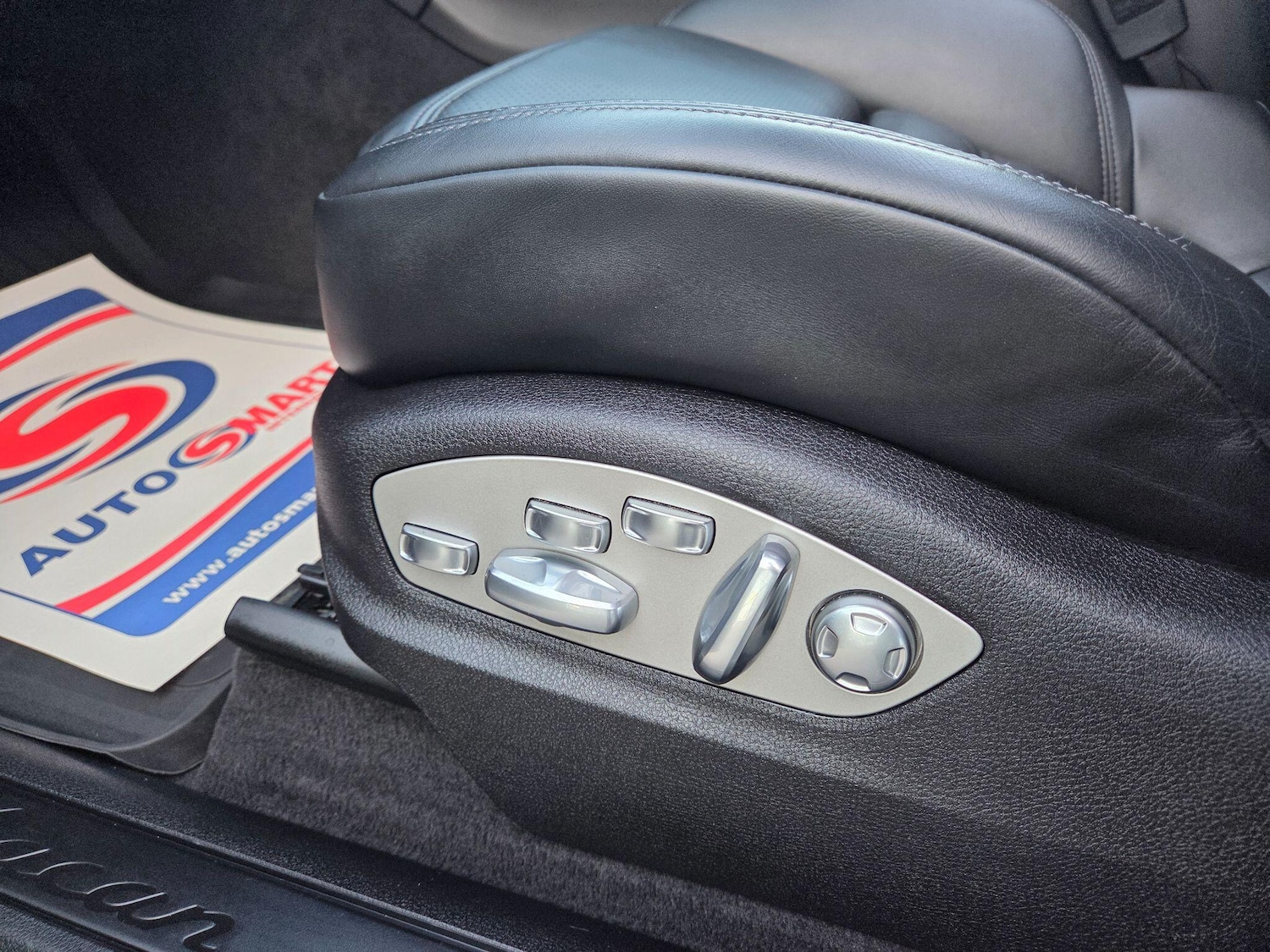 Used Porsche Macan 2019 for sale - 77427635: Photo 24