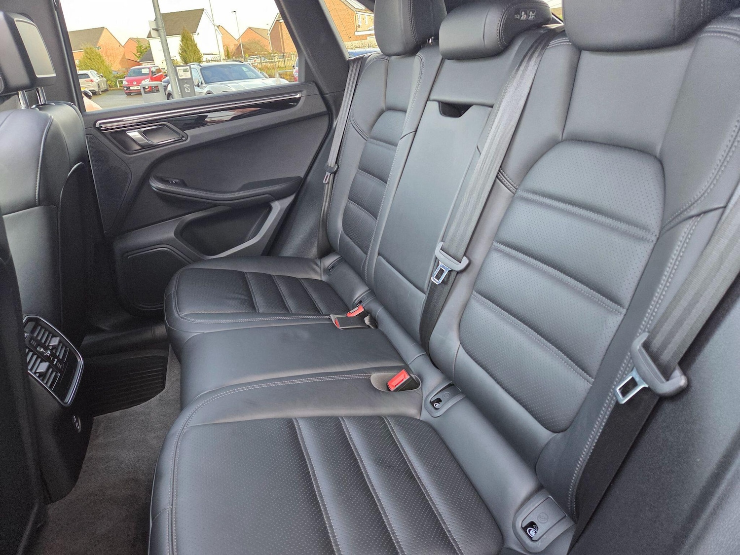 Used Porsche Macan 2019 for sale - 77427635: Photo 42