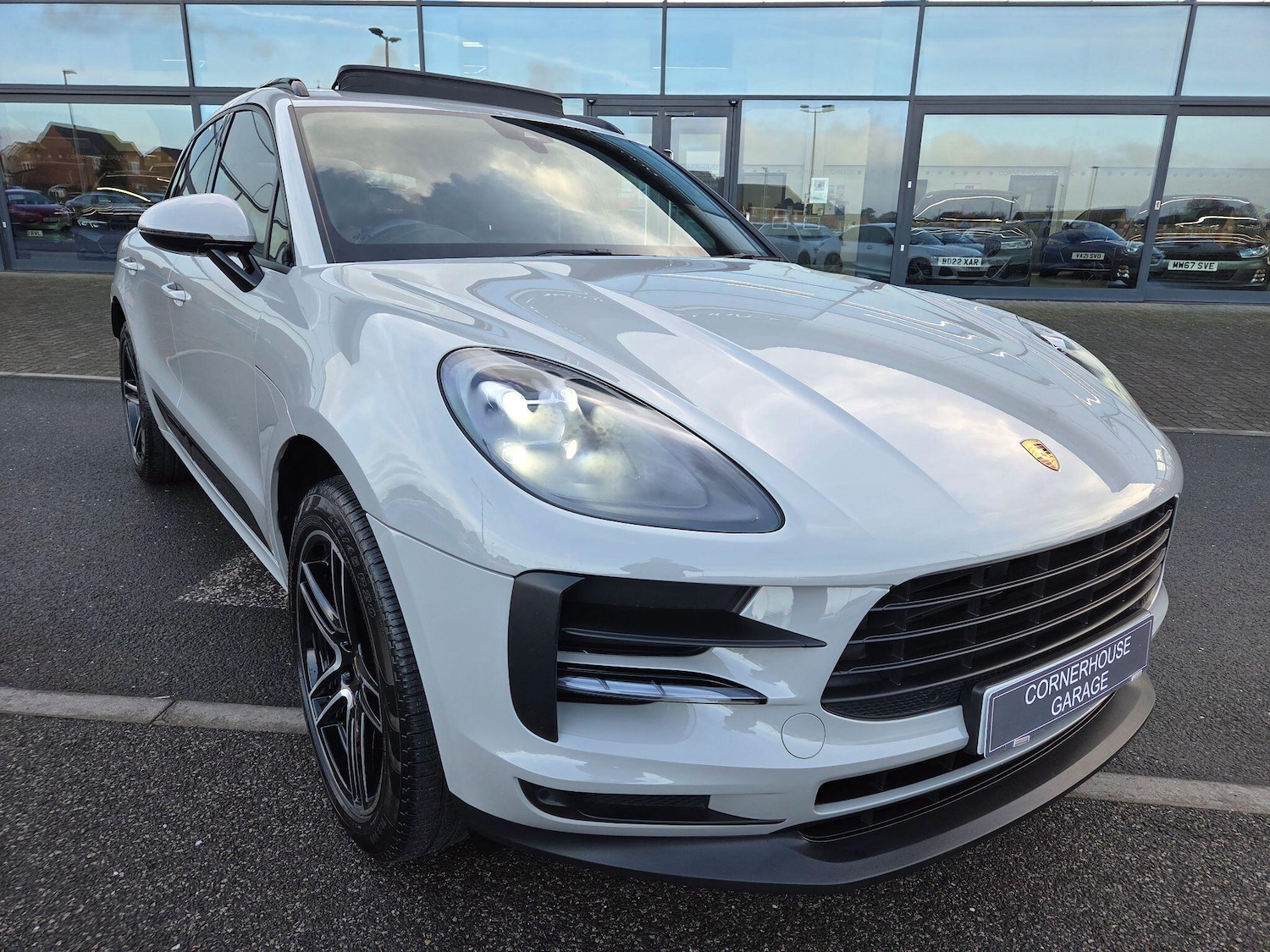 Used Porsche Macan 2019 for sale - 77427635: Photo 6