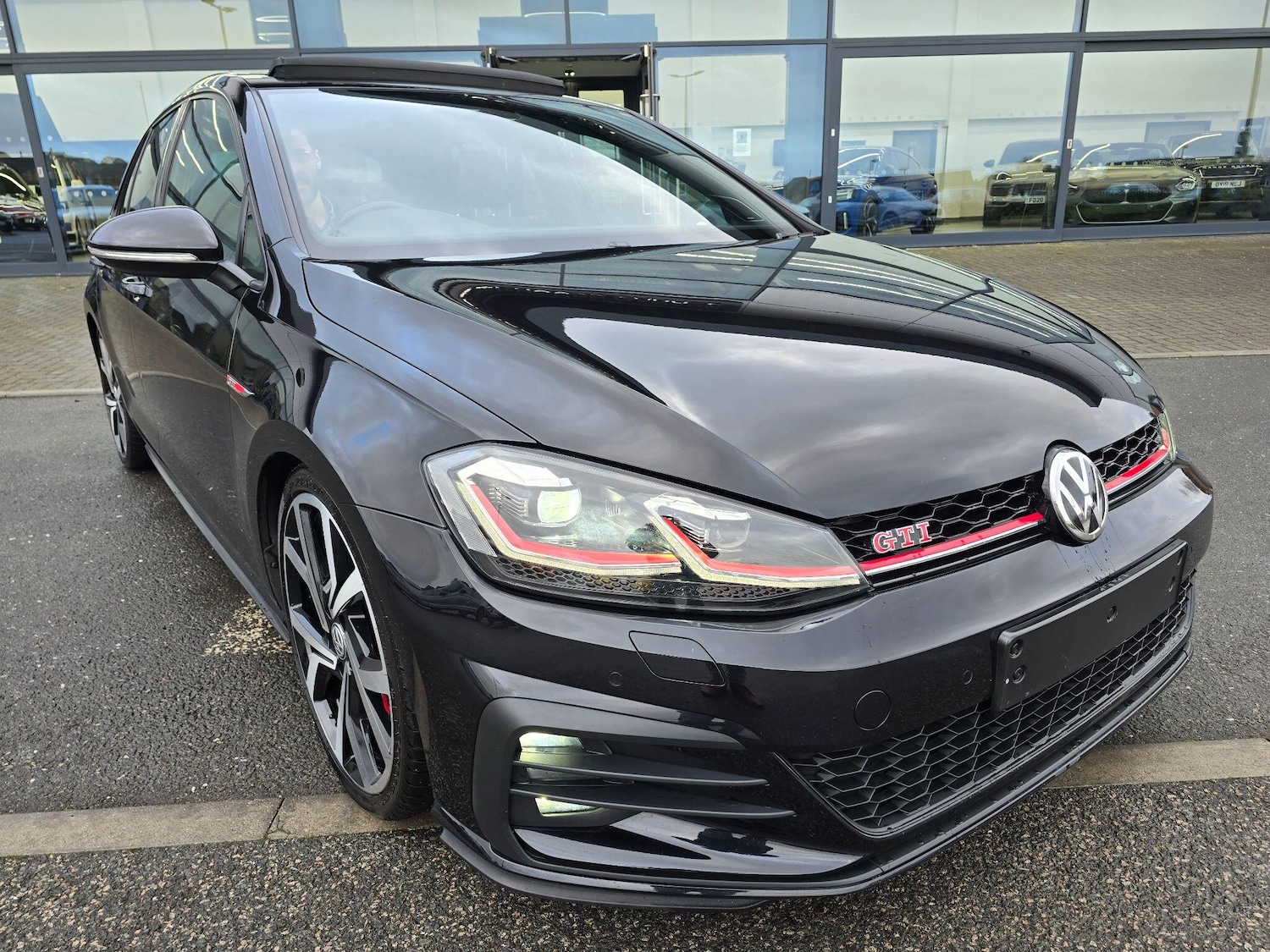 Used Volkswagen Golf 2018 for sale - 77427618: Photo 20