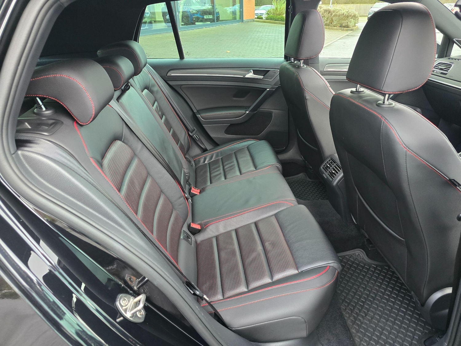 Used Volkswagen Golf 2018 for sale - 77427618: Photo 28