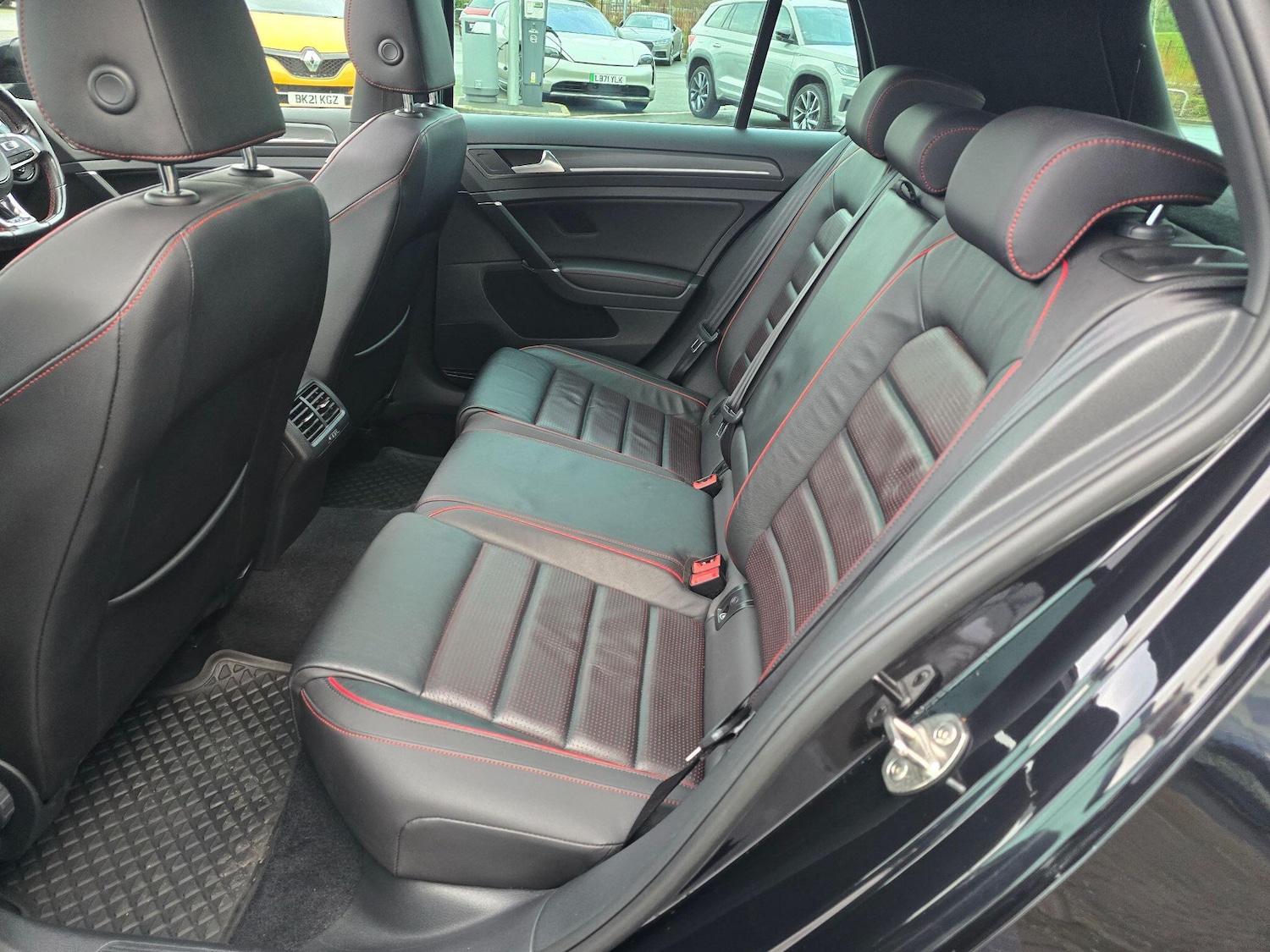 Used Volkswagen Golf 2018 for sale - 77427618: Photo 29