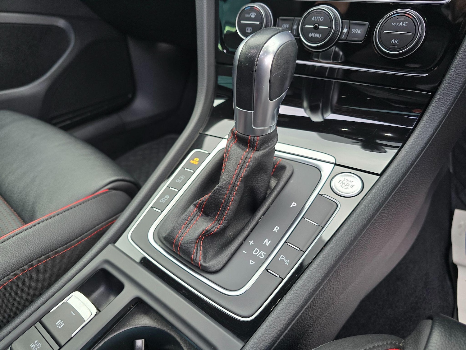 Used Volkswagen Golf 2018 for sale - 77427618: Photo 39