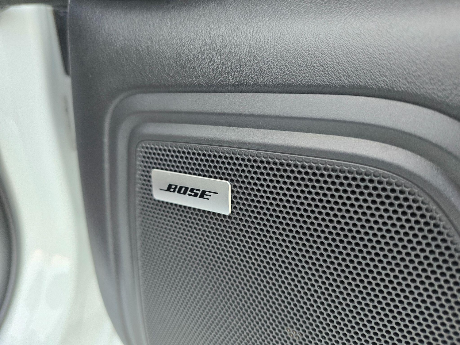 Used Porsche Macan for sale - 77497268: Photo 3