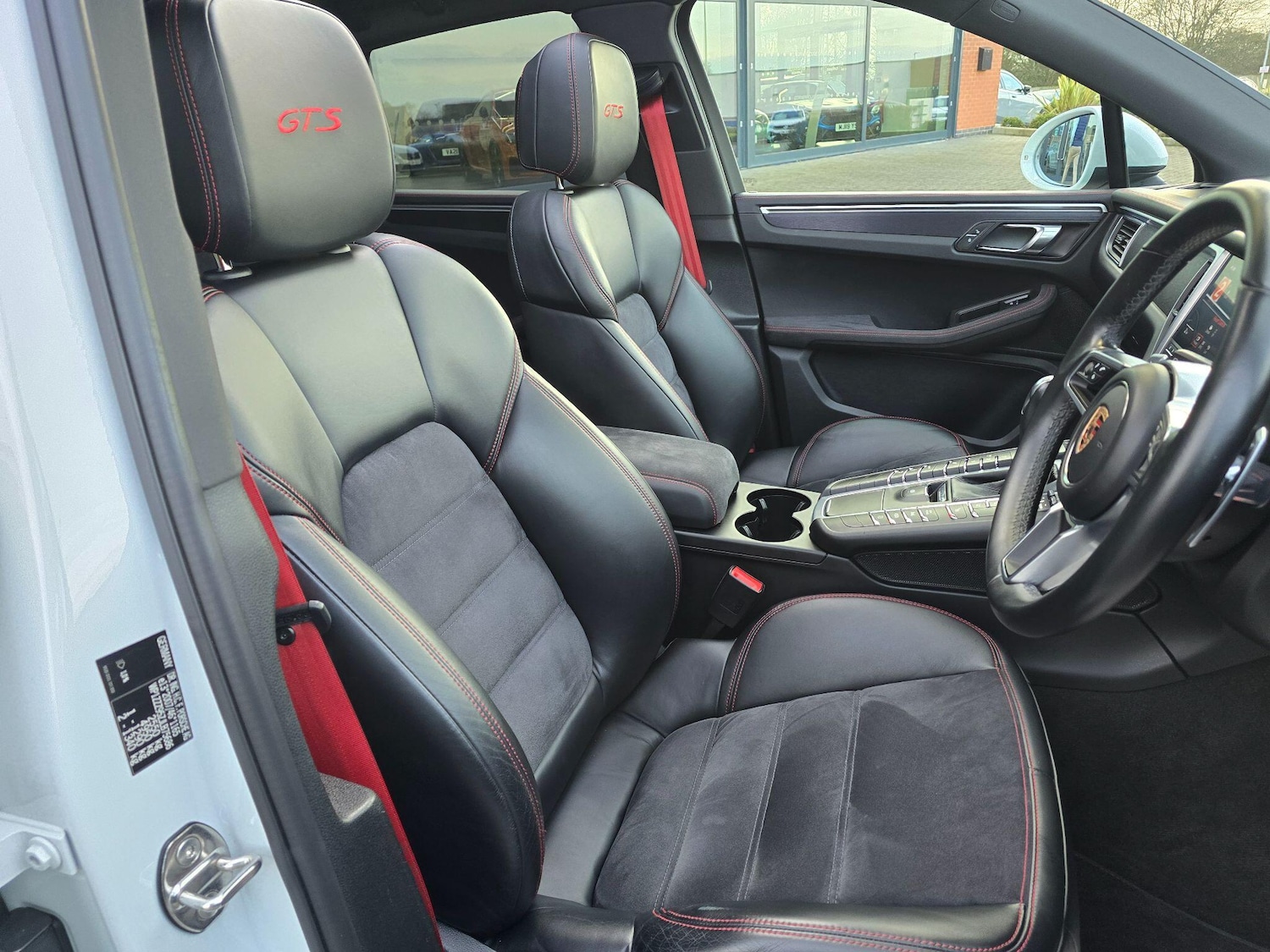 Used Porsche Macan for sale - 77497268: Photo 7