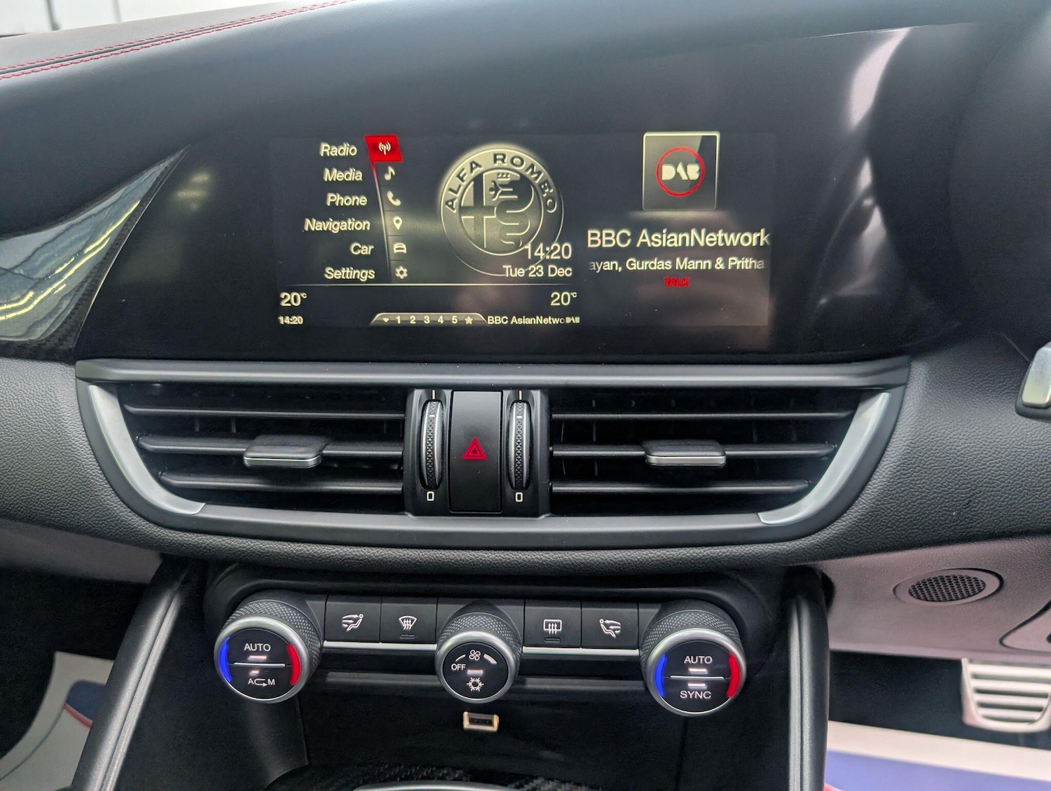 Used Alfa Romeo Giulia 2017 for sale - 77427612: Photo 15